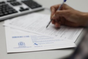 1379327398_471712_1379332576_noticia_normal-300x199 1379327398_471712_1379332576_noticia_normal-300x199 L'autònom que treballa des de casa podrà deduir-se les despeses d'aigua, llum i telèfon autònom L’autònom que treballa a casa pot deduir les despeses del domicili 1379327398 471712 1379332576 noticia normal 300x199